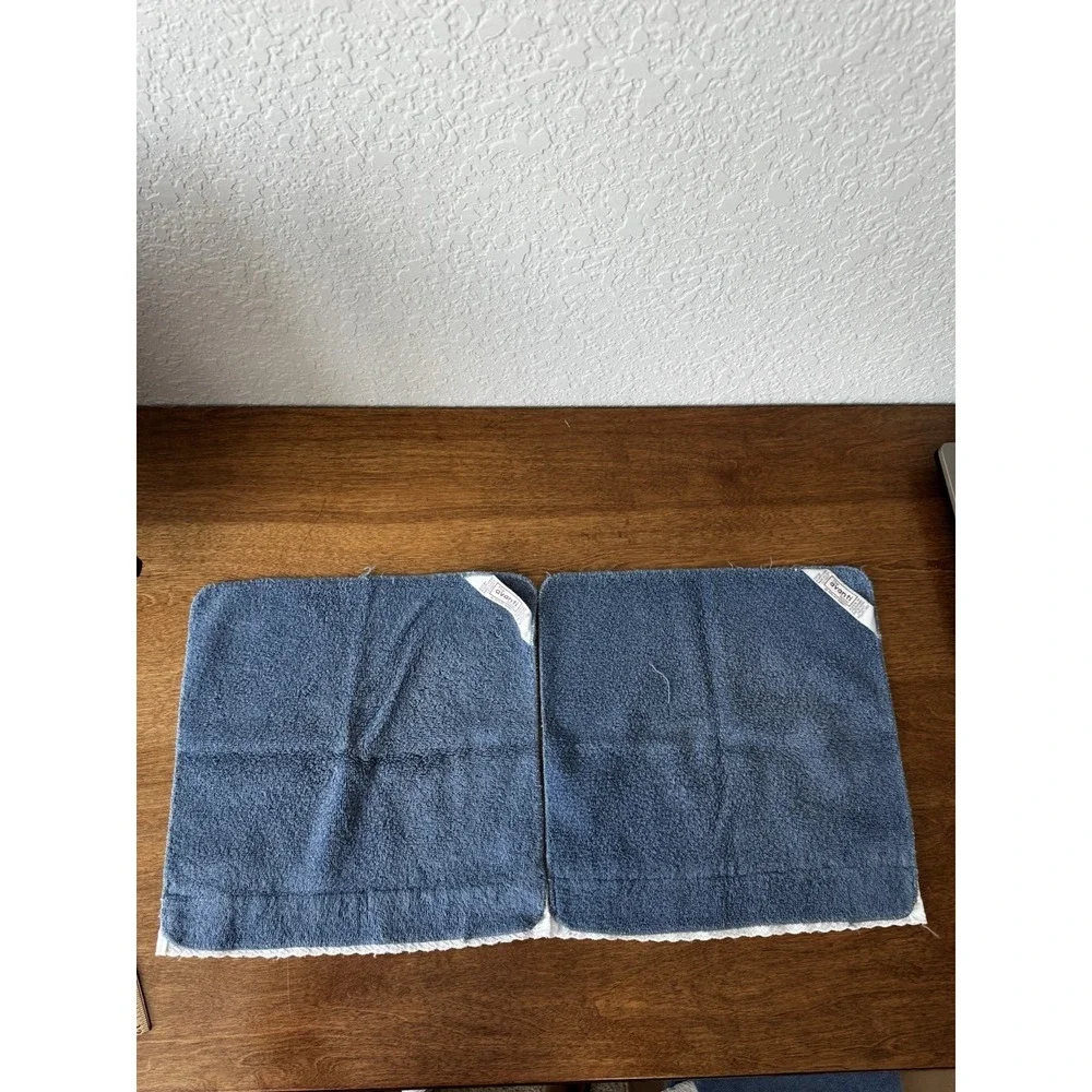 Avanti vintage towel
